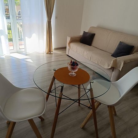 Fior&Iris Apartments 斯特雷萨 外观 照片