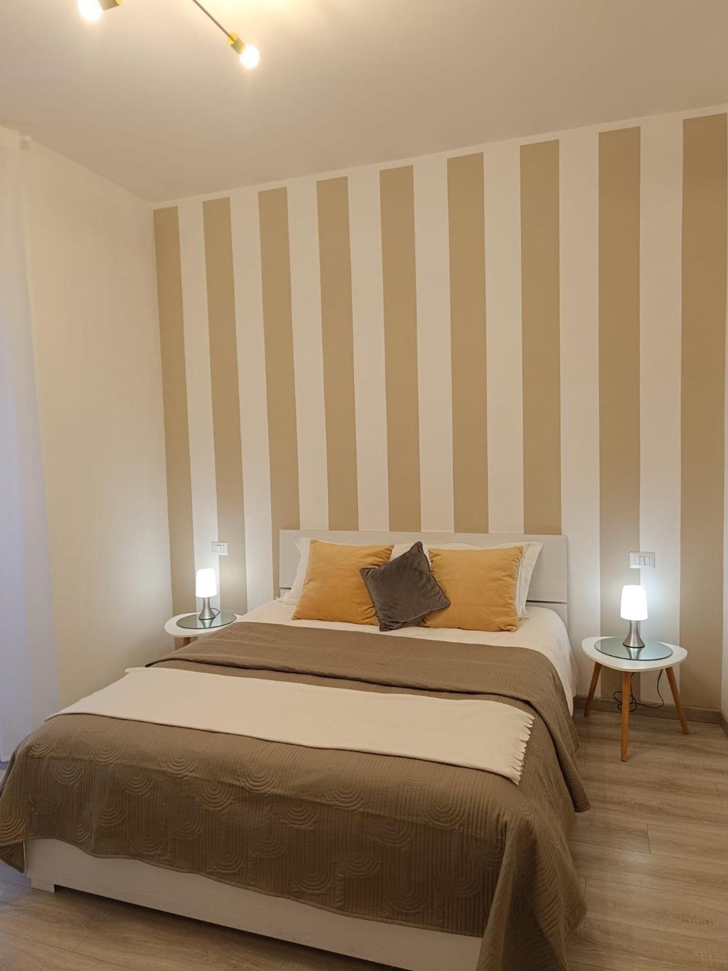 Fior&Iris Apartments 斯特雷萨 外观 照片